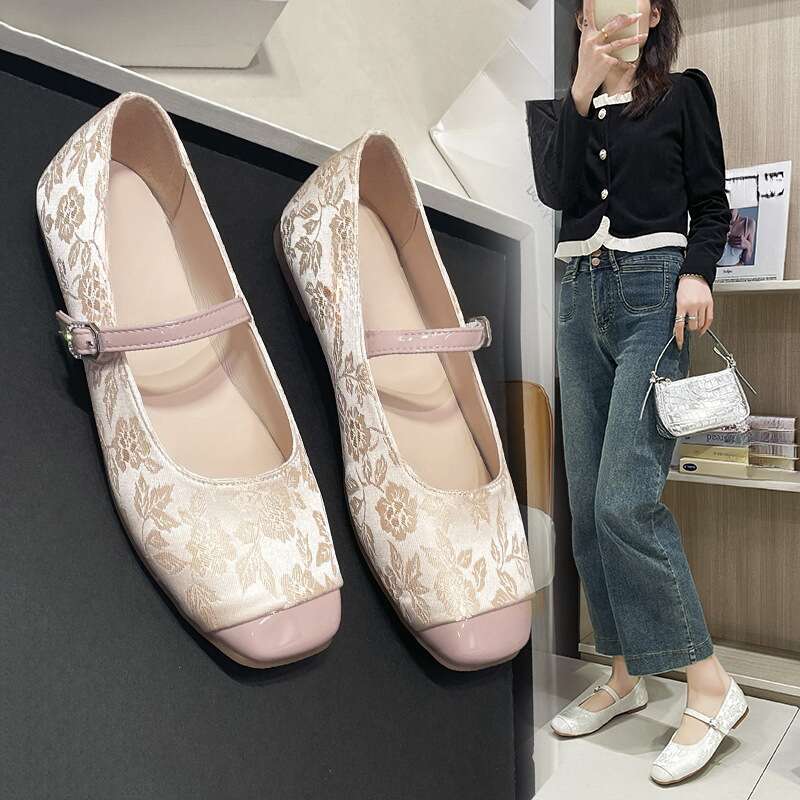 Neue Mary Jane Damen Frühlings-Cheongsam-Schuhe mit dicker Unterseite und flachem Absatz, Pferdegesicht, kleine duftende quadratische Zehenpartie_voghion.com