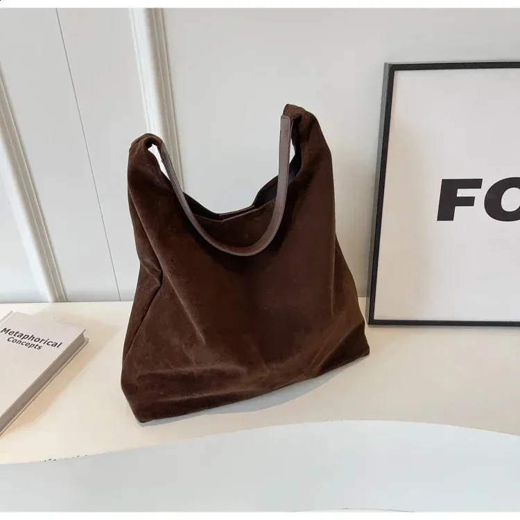 Hochwertige, weiche Taschen, hautfreundlich, Veet 2024, Magnetschnalle, große Kapazität, modische Damen-Umhängetasche 240829_voghion.com