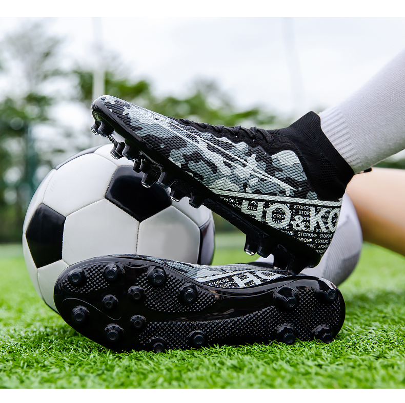 Scarpe da calcio per esterni da uomo nuove Scarpe da allenamento Scarpe da ginnastica ultraleggere con tacchetti da calcio Drop Shipping Light_voghion.com