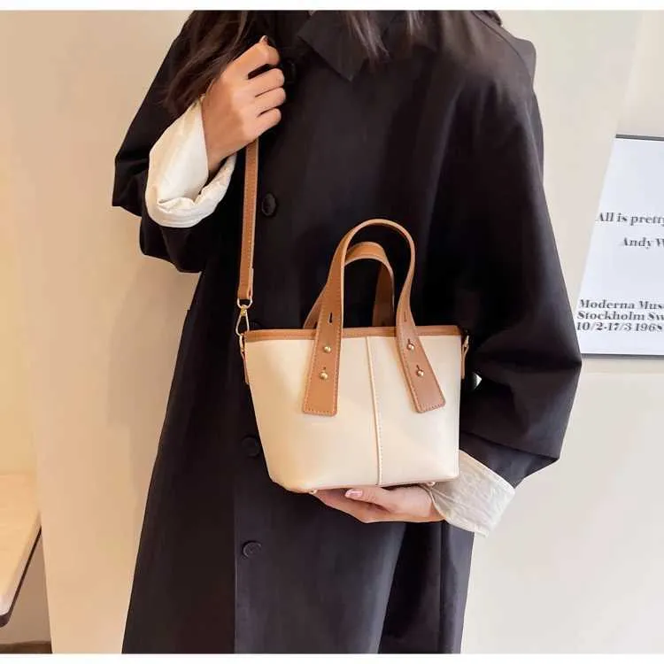 Retro Women Pu Leather Bucket Solid Soft Large Capacity Female Crossbody Bag All-match Lady Commute Messenger Shoulder_voghion.com