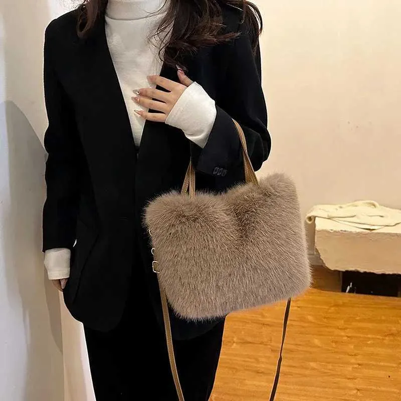 Designer Bag Artificial fur bucket plush design womens handbag soft winter cross body shoulder bag Bolsa Feminina 2025_voghion.com
