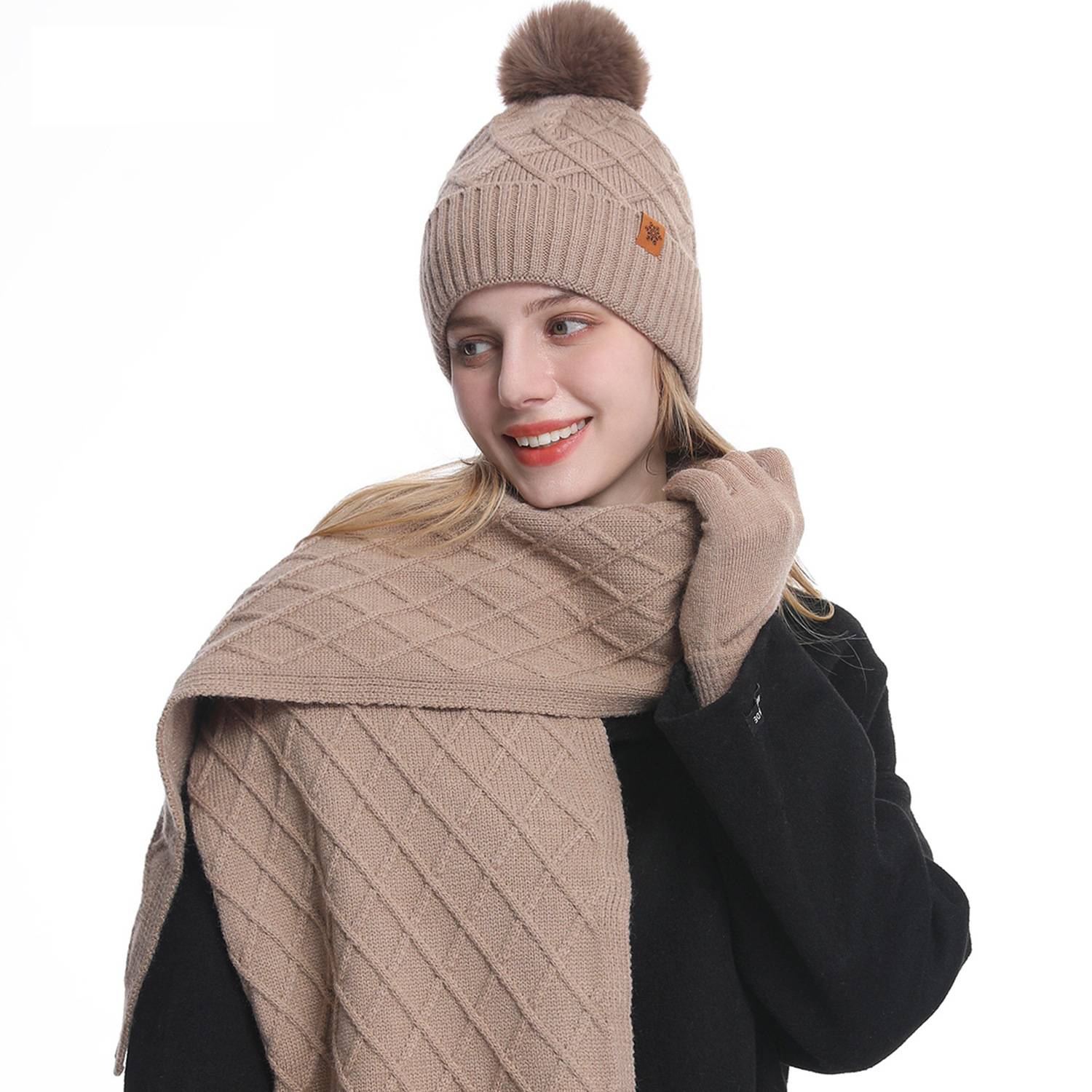 Set invernale da donna con cappello, sciarpa e guanti lavorati a maglia JUND - Morbida lana di alpaca, fodera termica, per equitazione all'aperto, protezione per le orecchie, motivi geometrici, elegante e accogliente_voghion.com