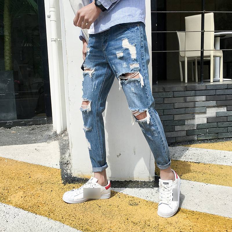Men's Cropped Slim Fit Ripped Jeans For Stylish Casual Outfits_voghion.com
