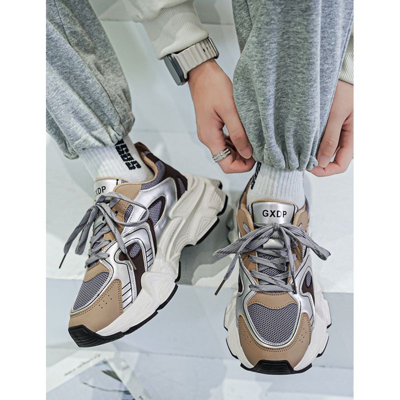 2024 Herbst neue Herren erhöhen Papa Trend leichte dicke Sohle bequeme Sportschuhe_voghion.com