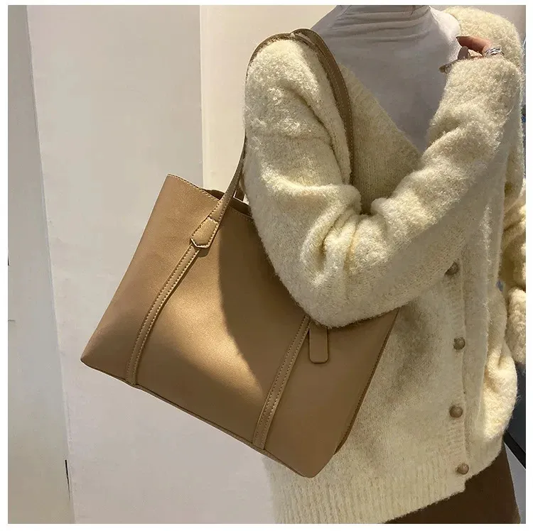 1PC black minimalist large capacity soft leather tote casual versatile shoulder bag 240822_voghion.com