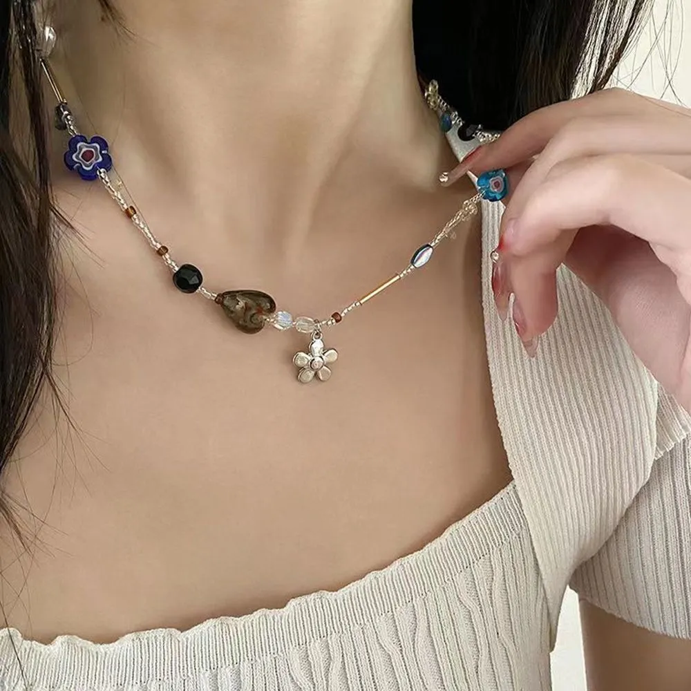Chains Korean Trendy Exquisite Retro Flower Love Heart Beaded Necklace For Women Personality Simple Cool Clavicle Chain_voghion.com