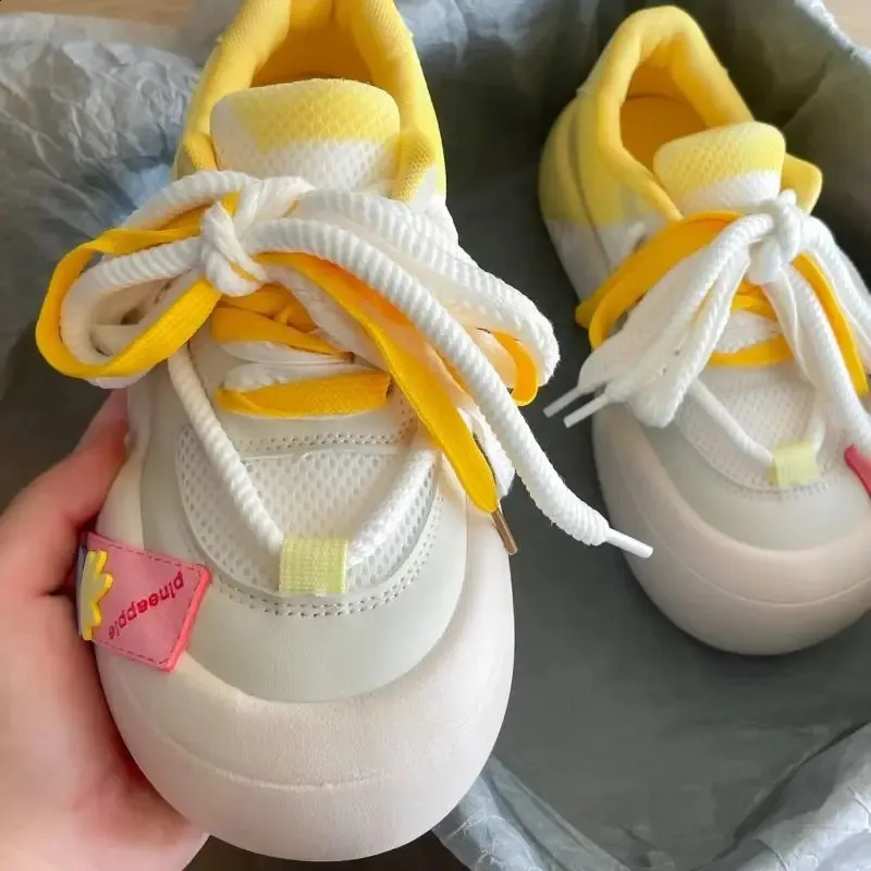 Gradient White Platform Trainers For Women Casual Autumn Style_voghion.com