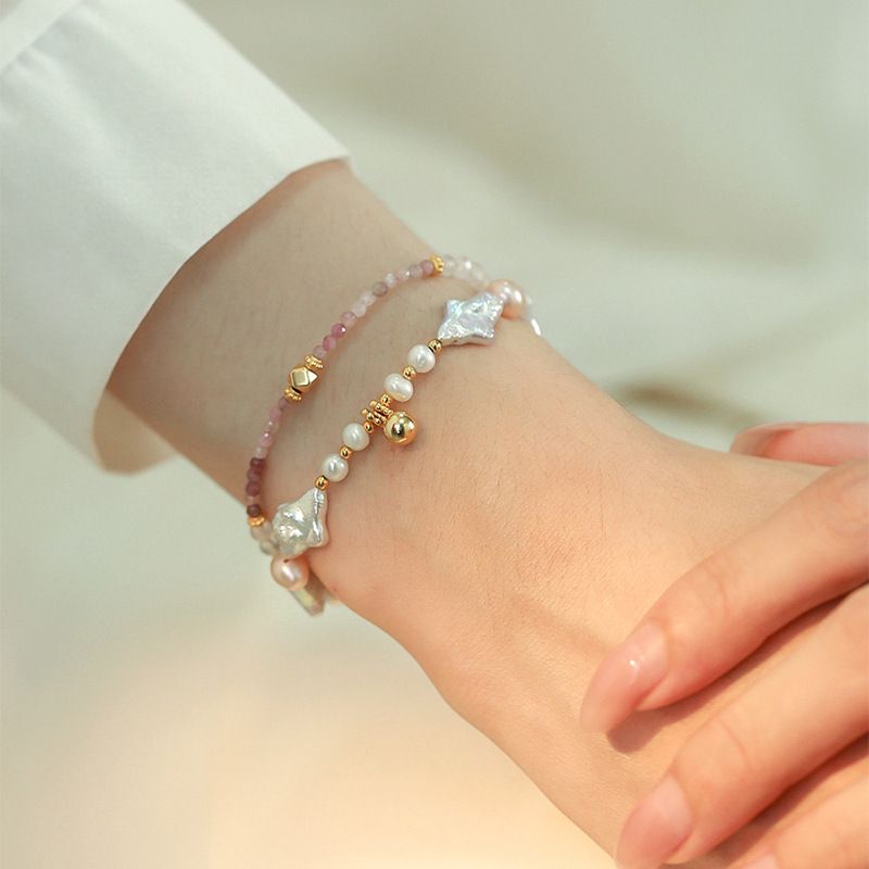 Braccialetto alla moda barocco da donna francese irregolare esotica con perle a doppio strato e fibbia OT in tormalina rosa_voghion.com