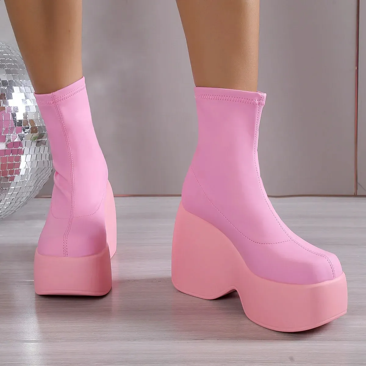 Gothic Womens Sexy Short and Fat Platform Soft Leather Ankle Boots Comfortable Walking Sock Sole Size 42 240911_voghion.com