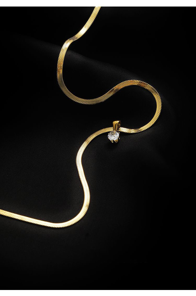 Instagram Trendy Snake Bone Necklace Xiaozhong, Light Luxury Gold Plated Zircon Pendant, Folding Clavicle Neckchain for_voghion.com