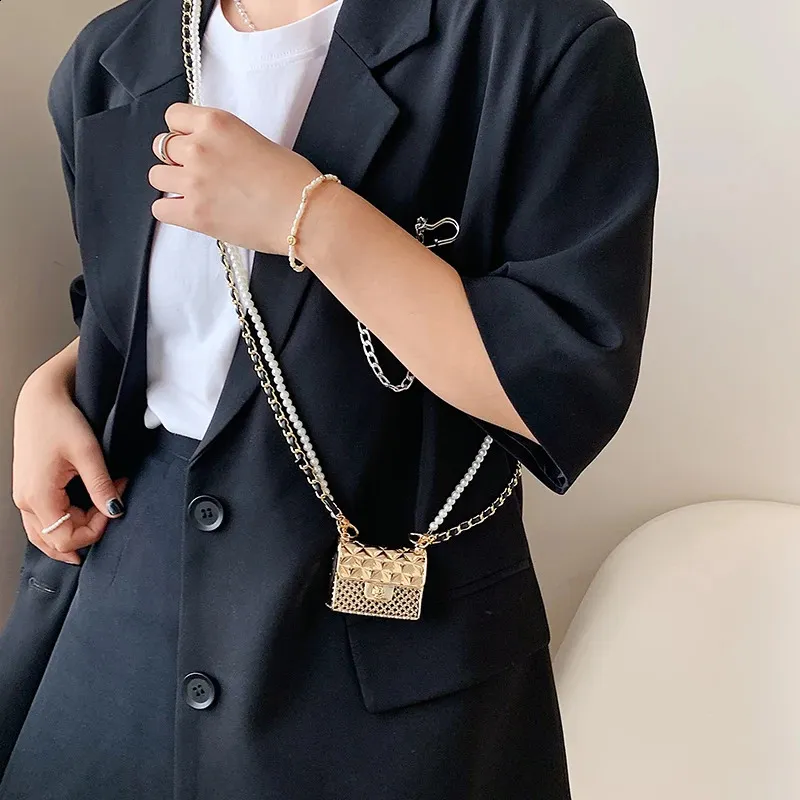 Super Mini Metal Crossbody Bags For Women Fashion Trendy Beading Female Chain Shoulder Handbags 240725_voghion.com