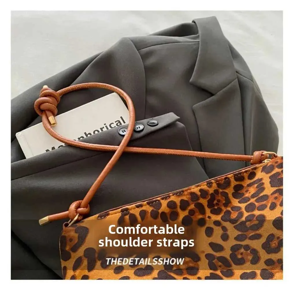 Sac à main de grande capacité pour femme, nouvelle collection automne et hiver, motif léopard, mode, haute texture, polyvalent, pour les déplacements_voghion.com