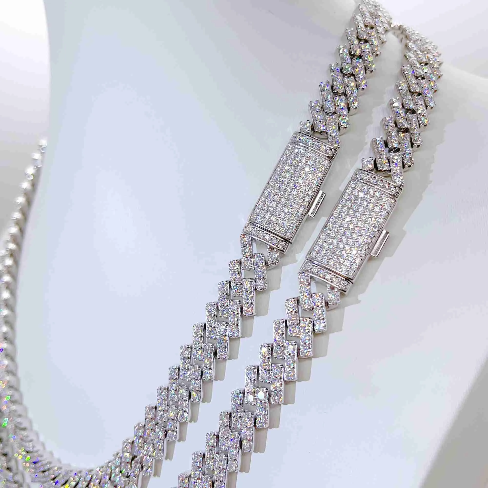 Pass Diamond Tester Iced Out Vvs Moissanite Sterling Sier 10mm Corrente de ligação cubana_voghion.com