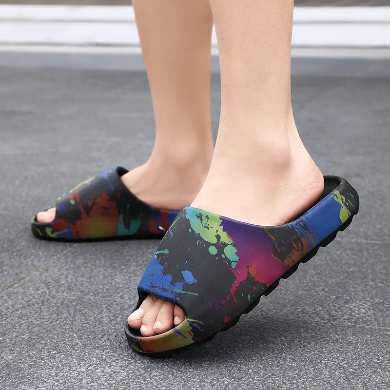 Ciabatte uomo alla moda per casa e spiaggia da esterno_voghion.com