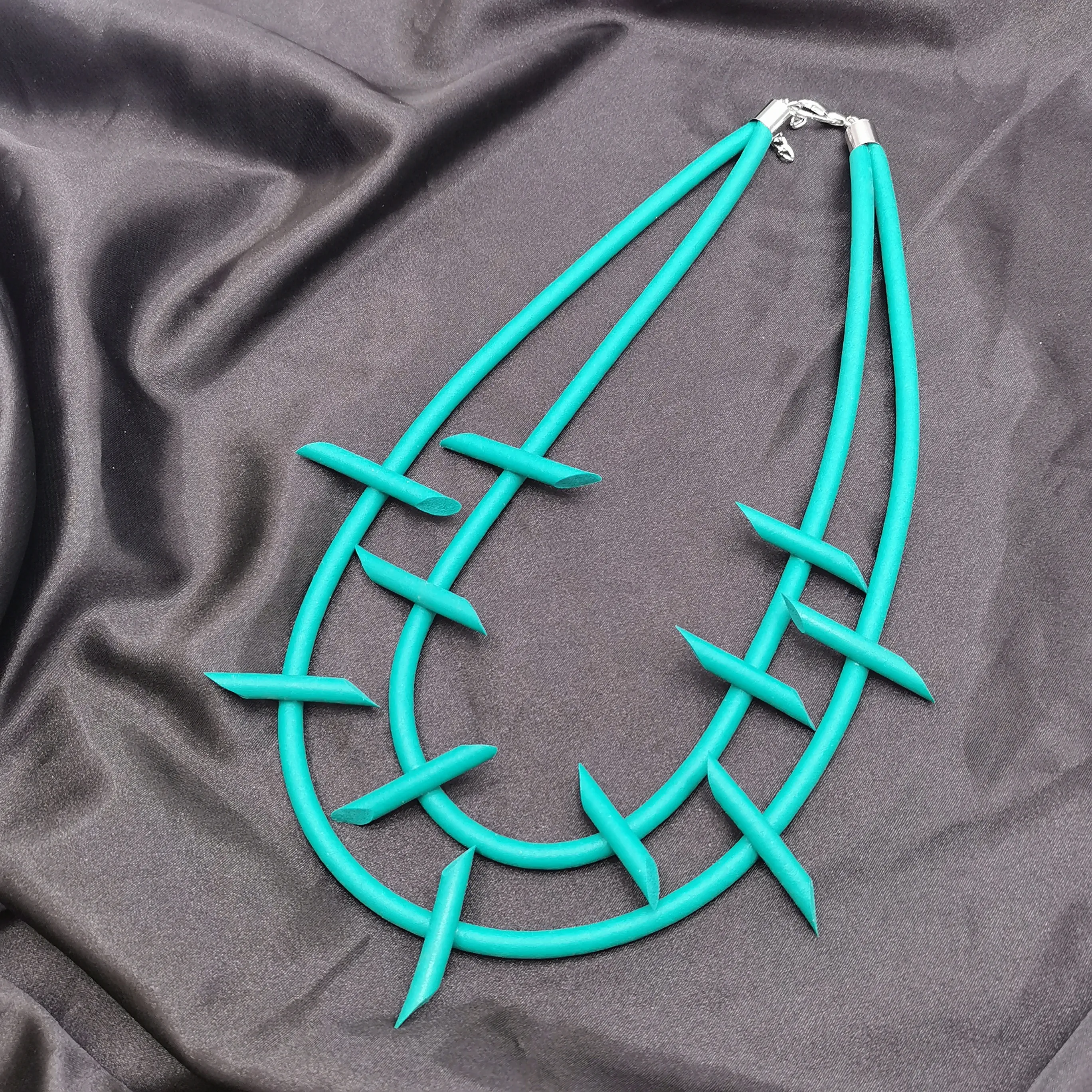 Catene Collana in gomma fatta a mano per le donne Boho Ciondoli Gotico Semplice catena Choker Moda coreana Gioielli fai da te a strati_voghion.com