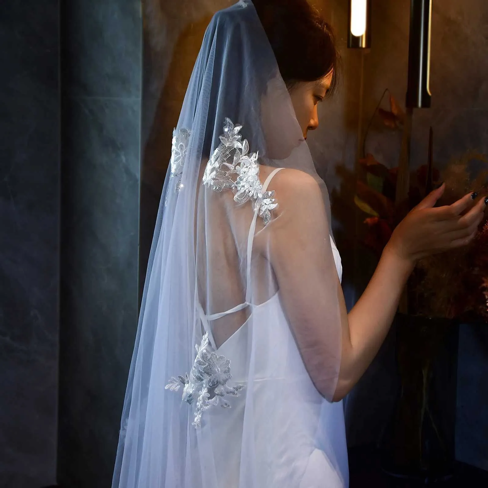 Hair Jewelry MZA53 Long Cathedral Veil Lace Appliques Bridal Veils Cut Edge 1 Tiers Soft Tulle Wedding Dress Accessories_voghion.com