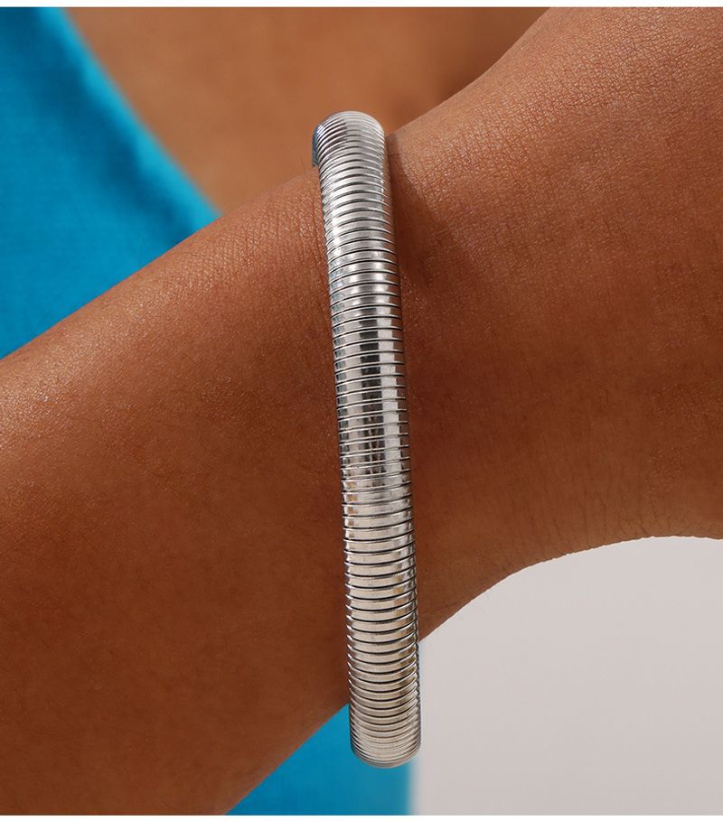 Bijuterii de primăvară cu design geometric texturat pentru femei, din oțel titan placat cu aur, late, la modă, naveta, personalitate simplă, de primăvară_voghion.com