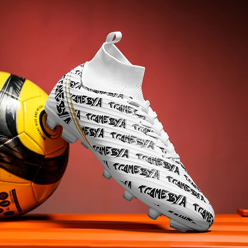Männer Outdoor Hot Sale Ultraleicht Fussballschuhe High-Top FG/TF Professionell Laang Spikes Knöchel Unisex Komfort Fussball_voghion.com