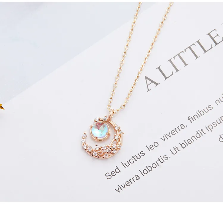 Colar com pingente lua e fada, corrente elegante de videira_voghion.com