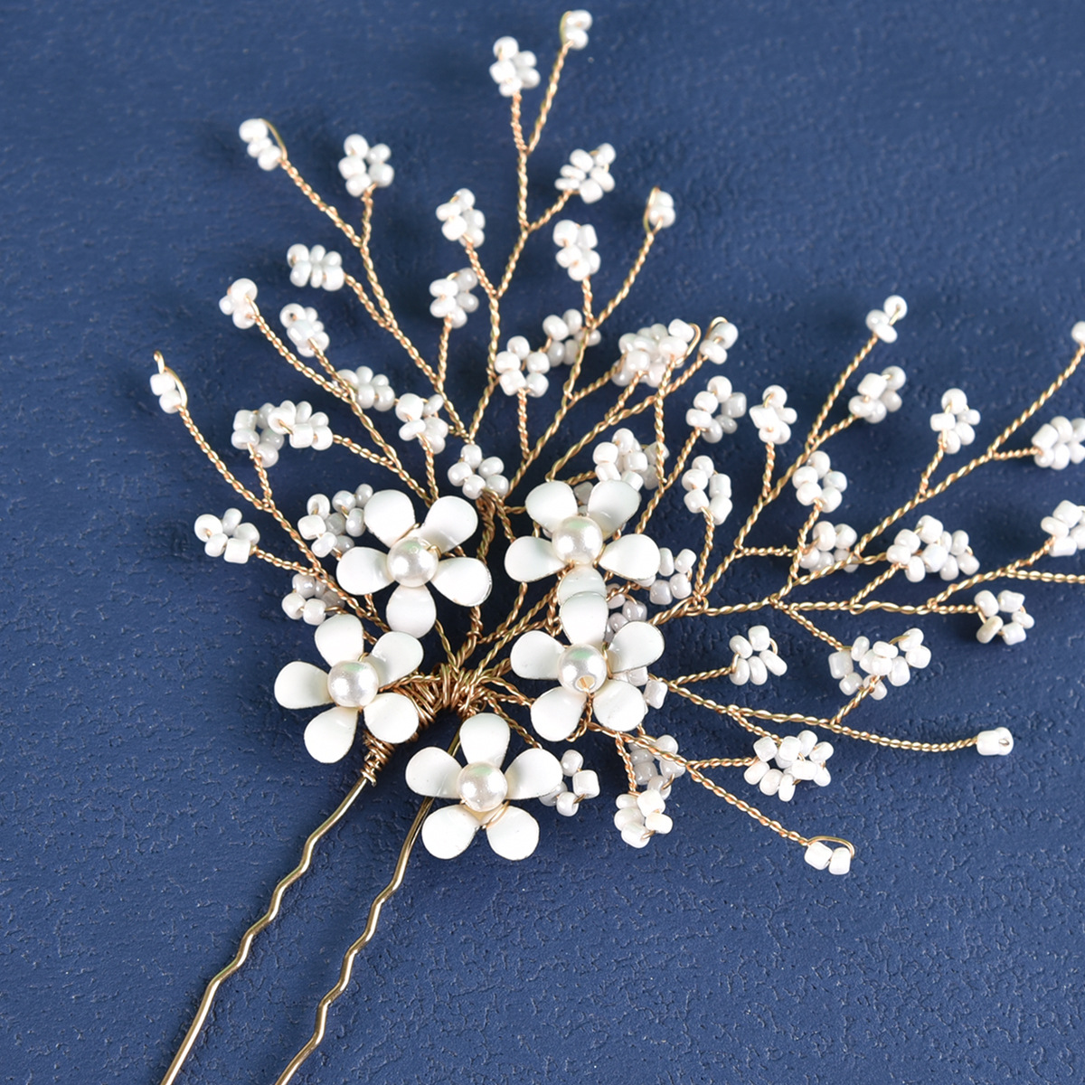 Perles de millet transfrontalières européennes et américaines fleurs blanches épingle à cheveux en forme de U coiffure accessoires de mariage de mariée en gros_voghion.com