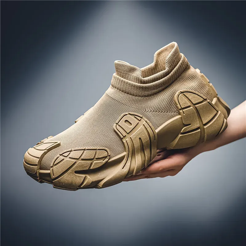 2024 Sneakers Herr Casual Herr Tenisskor Trainer Race Andningsbara Mode Loafers Löparskor För Herr_voghion.com