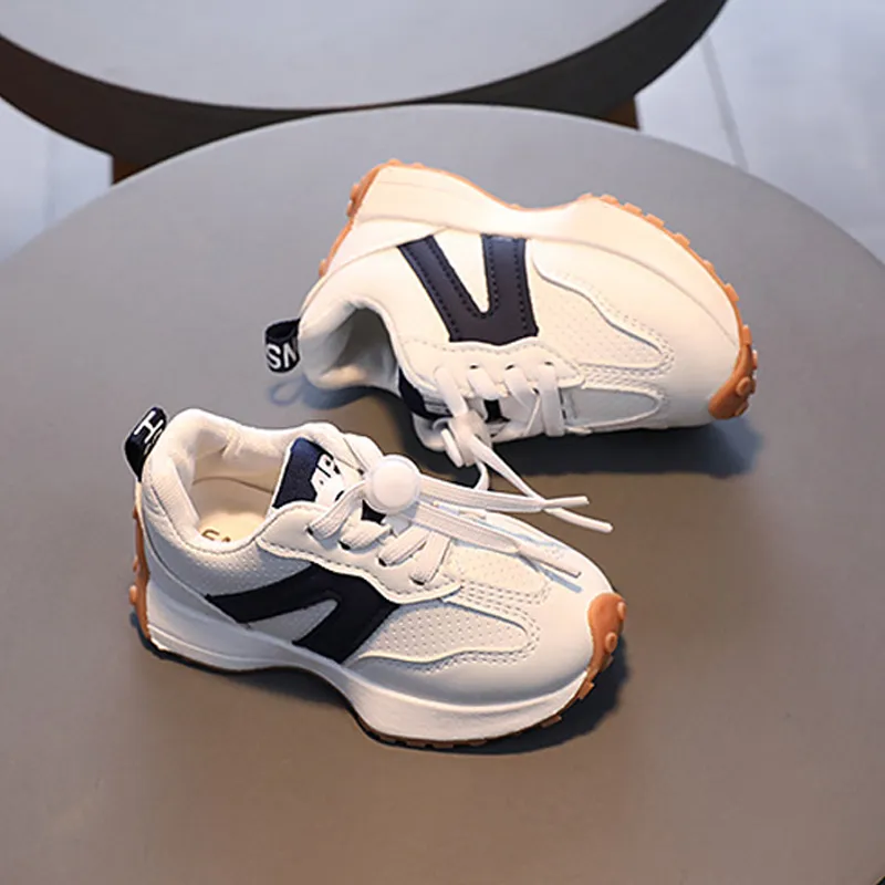Kinder-Sneakers für Mädchen und Jungen, Laufsportschuhe, rutschfest, weiche Unterseite, bequeme Kleinkinder, Kidsnest-Sportschuhe_voghion.com