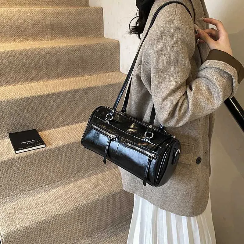 Cylindrical Shoulder Bag Crossbody Handbag For Women Solid Colour_voghion.com