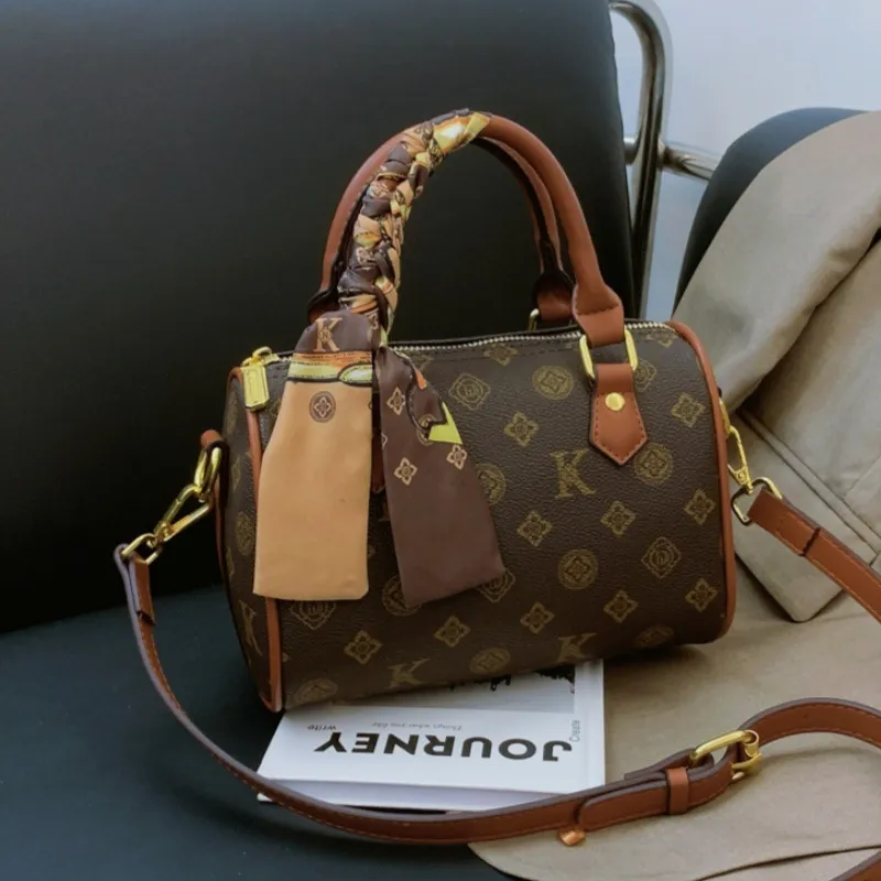 Designer Free Shipping 2025 New Fashionable Temperament Boston Small High-end Printed Shoulder Crossbody Bag For Women_voghion.com