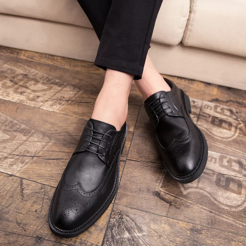 Sapatos Oxford masculinos estilo brogue para balada, negócios, traje formal italiano, moda casual, em couro, novos modelos para homens, ideais para casamentos e festas._voghion.com