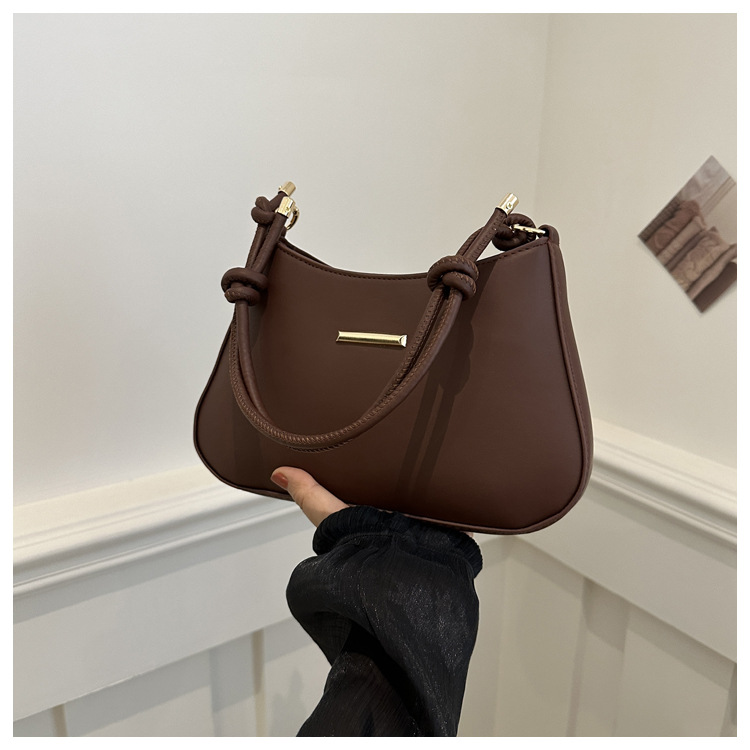 Popular Small Bag Women's Bag 2024 Spring New Versatile Small Square Bag Fashion Candy Color Single Shoulder Underarm Bag_voghion.com
