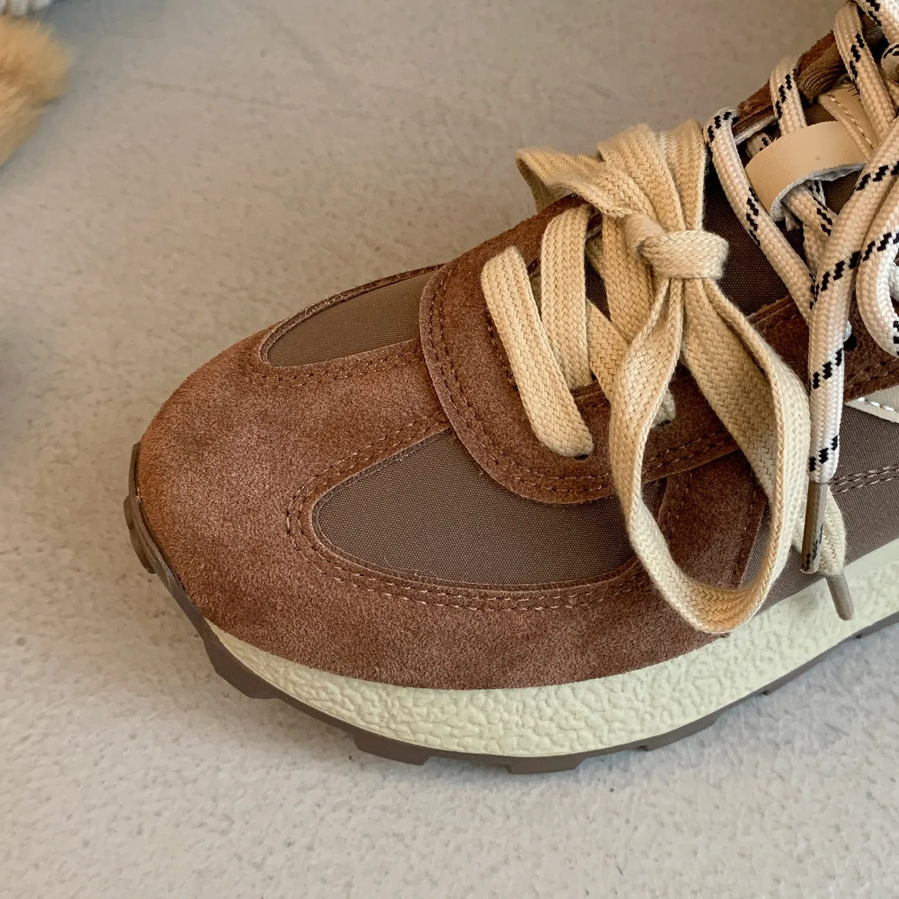 Height Increasing Running Shoes For Women Thick Sole Trainers_voghion.com