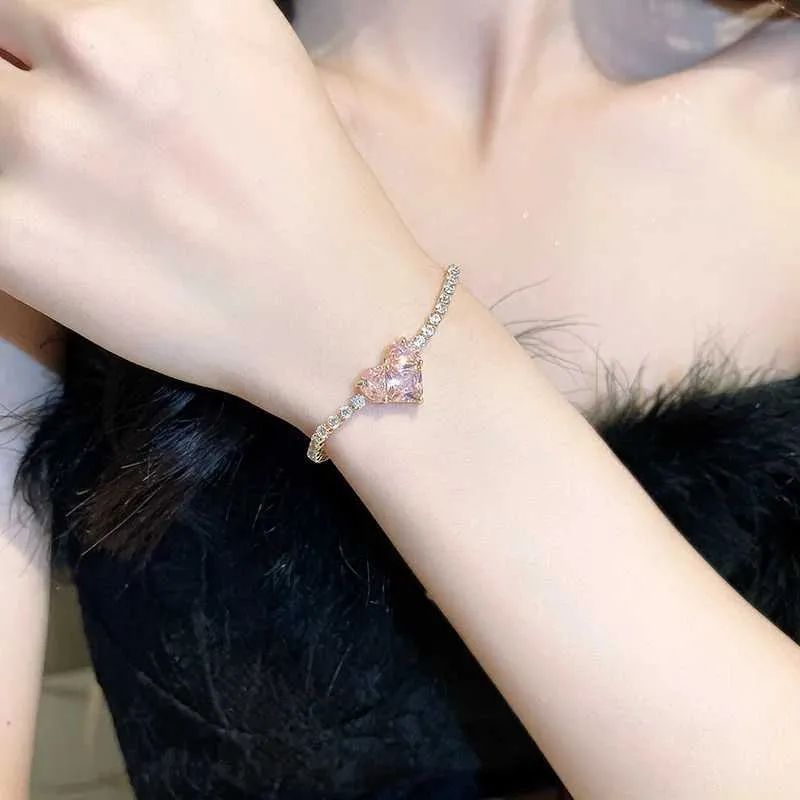 Bracciale con strass e cristallo rosa placcato oro per donna_voghion.com