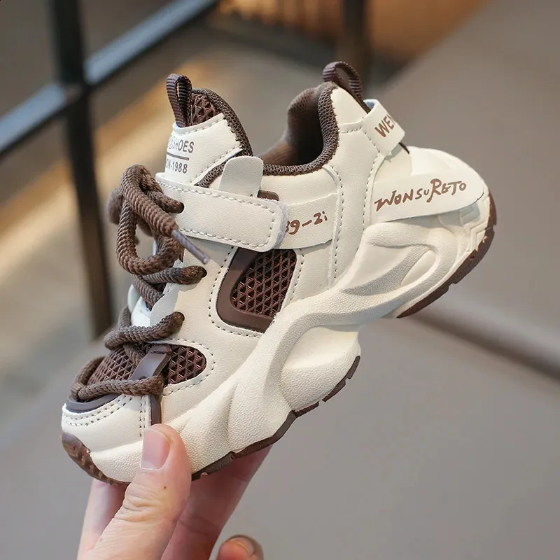 Childrens air mesh childrens casual sports color matching lace breathable boys and girls running shoes anti slip 240912_voghion.com