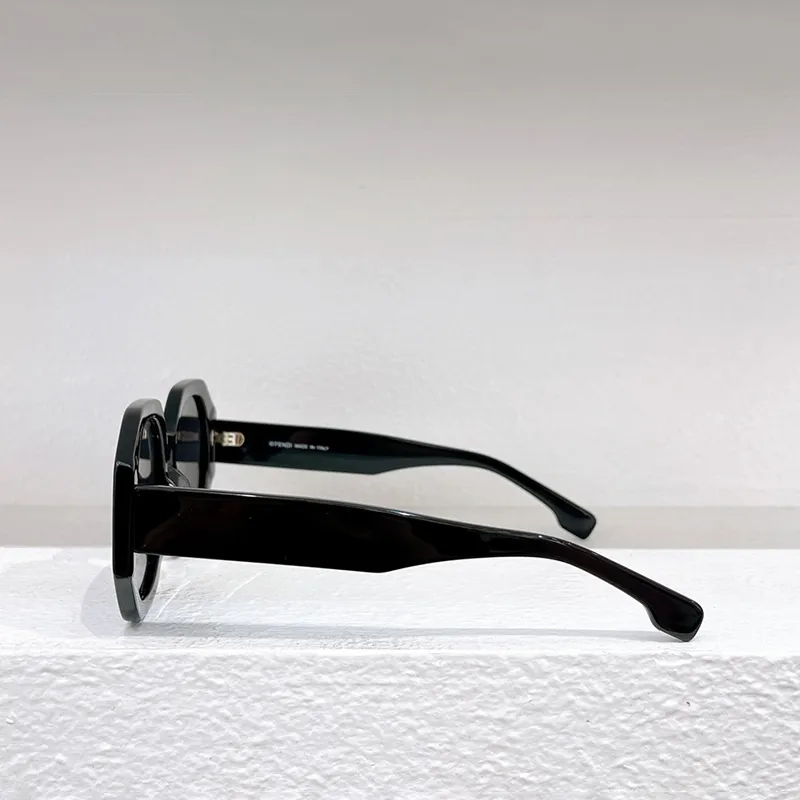 Damen Sonnenbrille Aus Acetat Im Patchwork Schildpatt Design_voghion.com