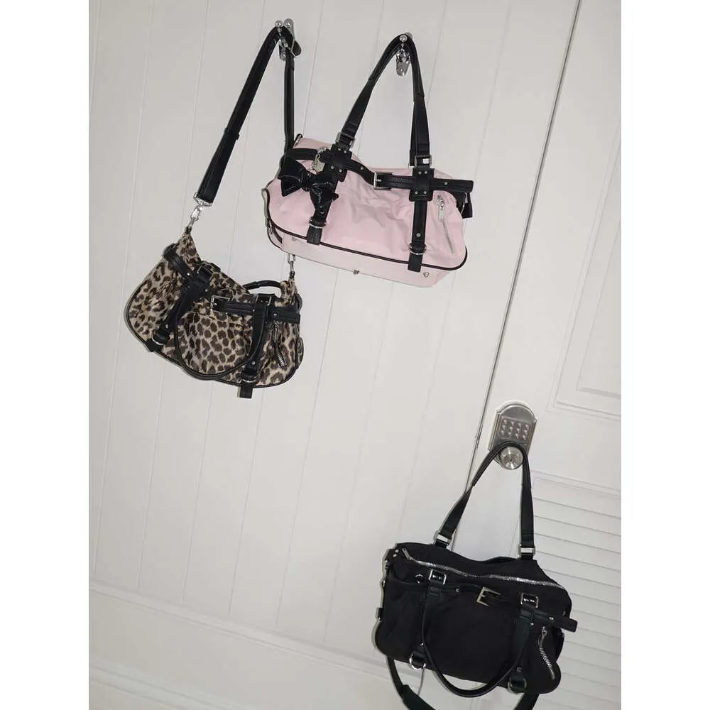 Korejski nišni dizajn Ins Blogger Isti slatki i cool stil Remen Tote Ležerna najlonska platnena torba za rame_voghion.com