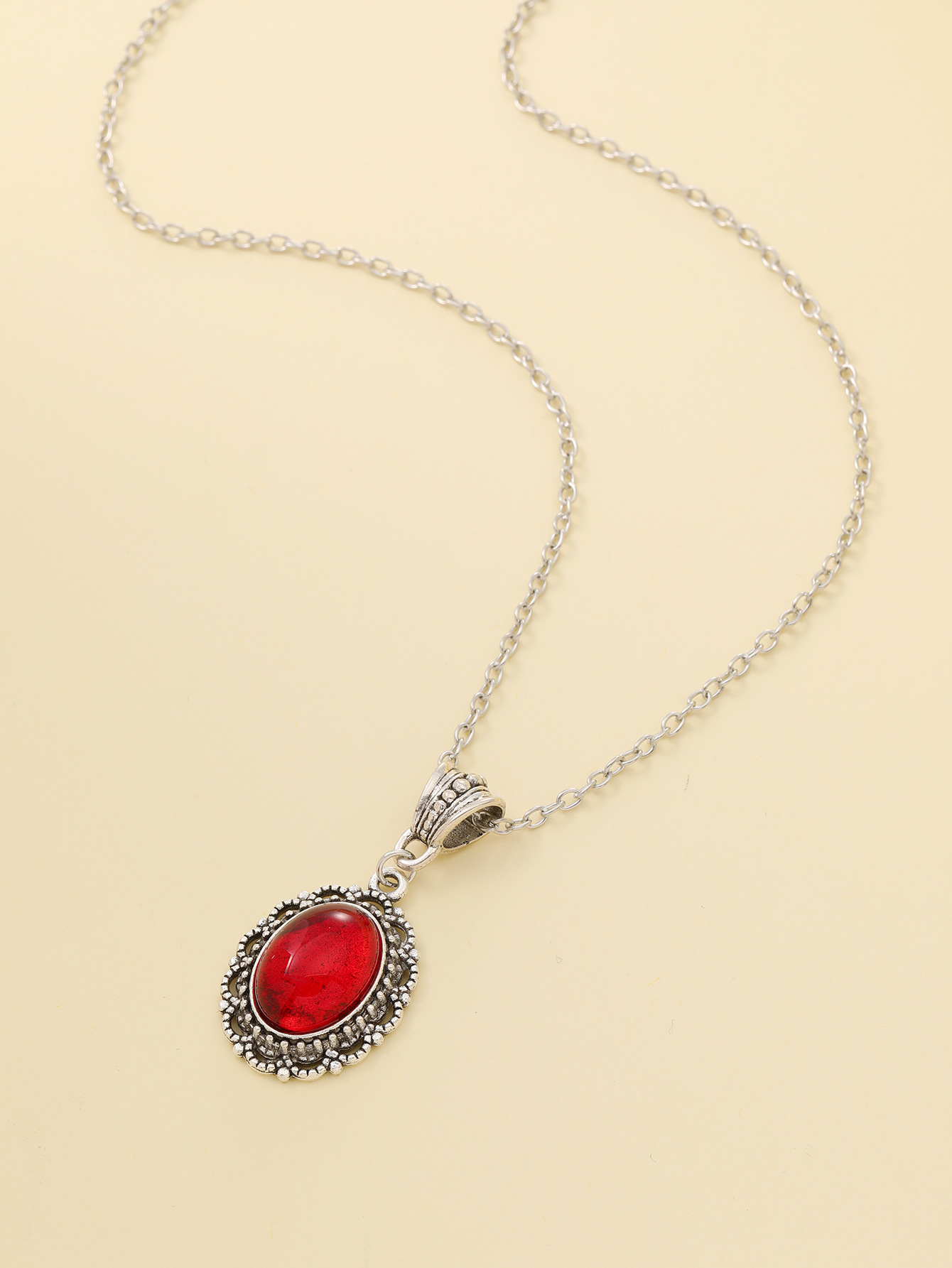Collane Vendita calda Collana con ciondolo in quarzo rosso sangue gotico Collana con farfalla da donna_voghion.com