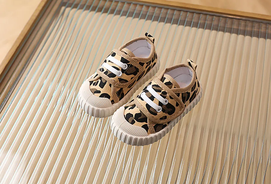 Childrens Canvas Sneakers Leopard Print Classic Casual Shoes_voghion.com