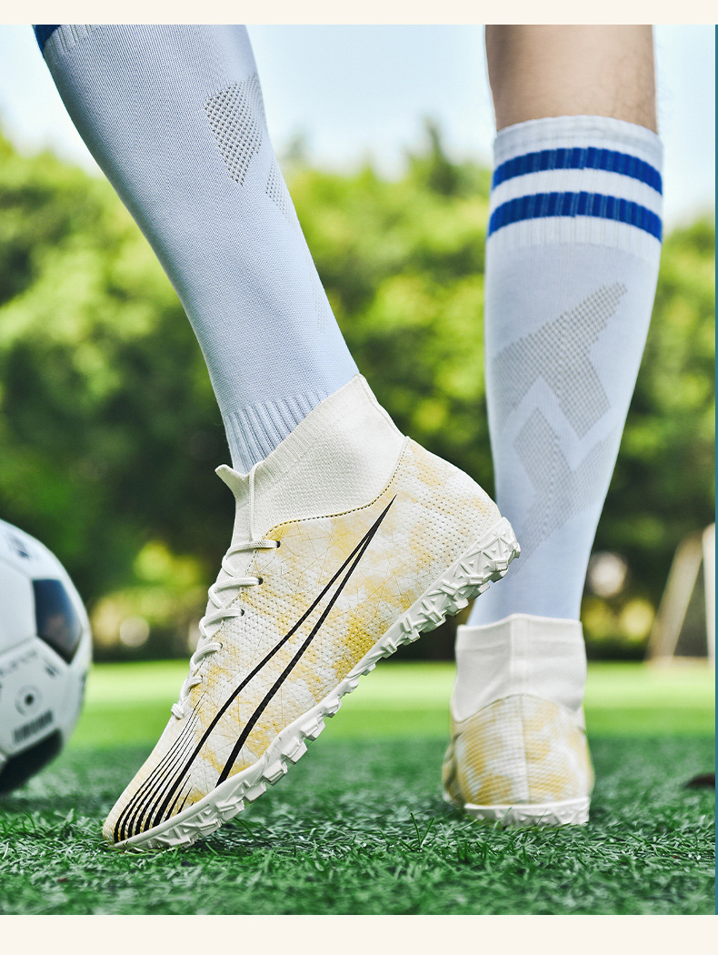Soccer Shoes Football Shoes High Top Youth Primary And Secondary School Students Training Shoes AG Long Nail Broken Nail Rubber Nail Football Shoes_voghion.com