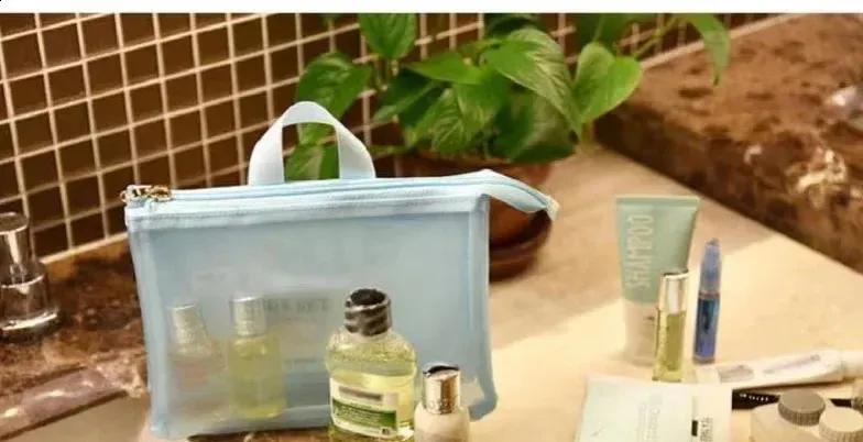 Stor kapacitet Kosmetisk hudvårdsprodukt Läppstift Necessär Makeup Organizer Case Mesh 3 lager Resetvättförvaring_voghion.com