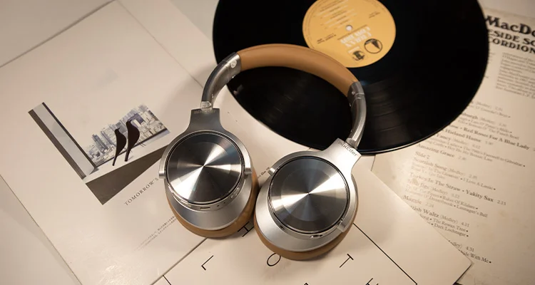 Burmester trådløst Bluetooth-hodesett aktiv støyreduksjon kraftig bass sports- og bærbart batteri med ultralang batterilevetid_voghion.com