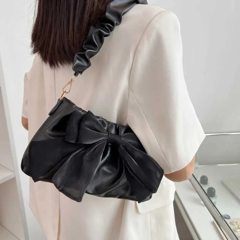 Woven Beach Shoulder Bag With Large Bow Detail For Women_voghion.com