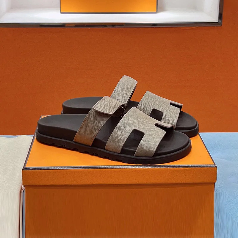 Paar-Stil für den Sommer, H-förmige Herrenschuhe aus echtem Leder, modisch und vielseitig, Strandschuhe mit flacher Sohle