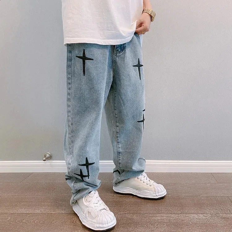 Drucke Herren Street Kleidung Tasche Weite Bein Jeans Koreanische Mode Kleid Gerade Beiläufige Lose Cowboy Cargo Hose 240911_voghion.com