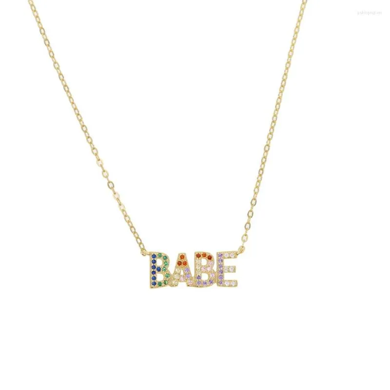Catene arrivate Sterling Sier Lettera BABE Collane con ciondolo per donne e bambini Pavimentato Arcobaleno CZ Choker Gioielli_voghion.com