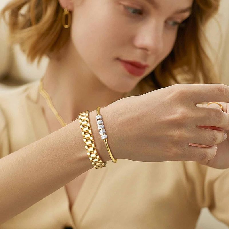 Enkle armbånd i ensfarvet titaniumstål i løs vægt_voghion.com