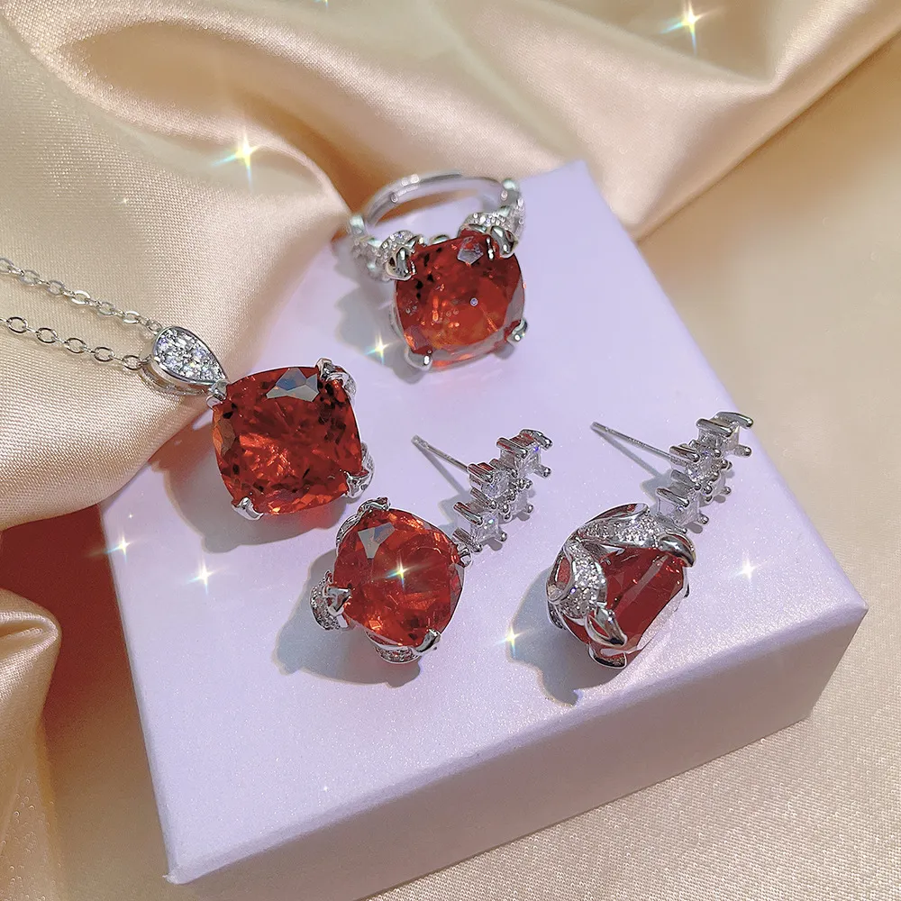 Orecchini e anelli con pietra di zircone blu CZ da 15 carati, alla moda e caldi, per donne, eleganti, classici e dolci, con ciondolo a forma di trifoglio._voghion.com