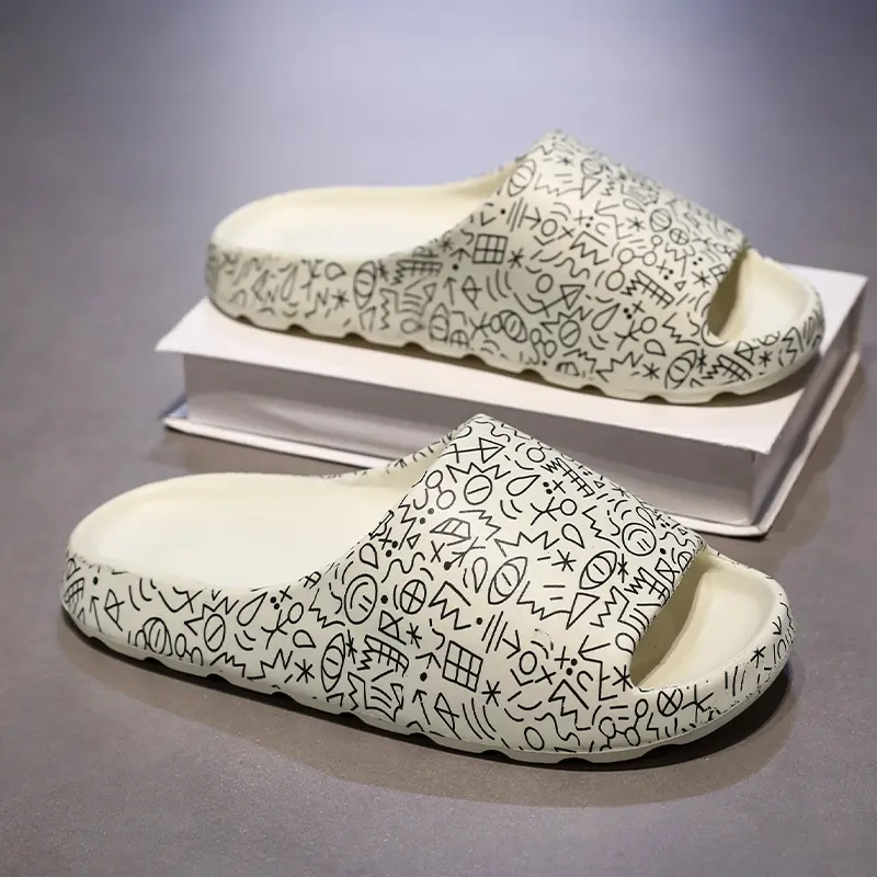 Pantoufles homme confortables pour la maison et la plage_voghion.com