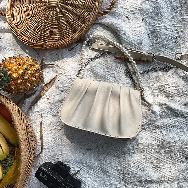 Bag cloud ins niche crossbody small chain versatile pearl handheld women's 2024 new white underarm bag_voghion.com
