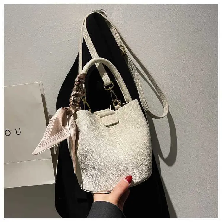 Axelremsväska för moderiktig handhållen hinkväska för kvinnor, designerväskor, handväskor och väskor, bolsos de mujerC241212_voghion.com