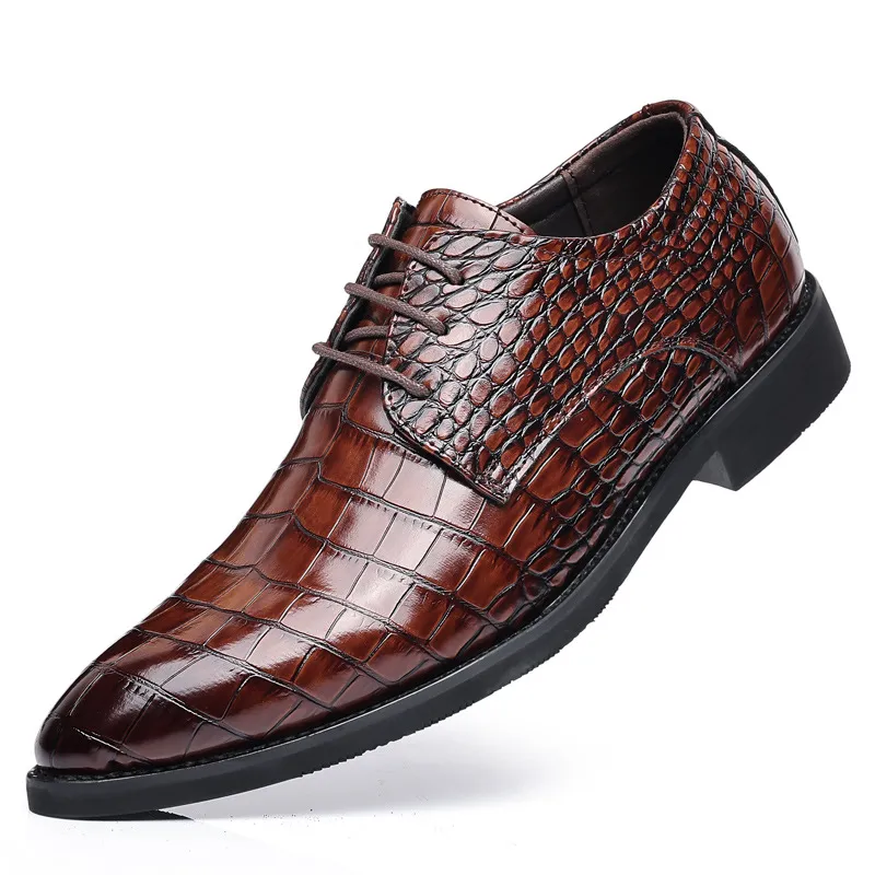 2023 nya män Casual Classic Designer Emed Läder Märke Bekväma Business Klänning Skor för män Loafers_voghion.com